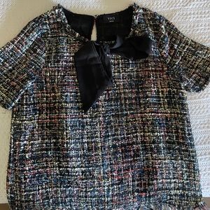 Vici tweed blouse size small - brand new